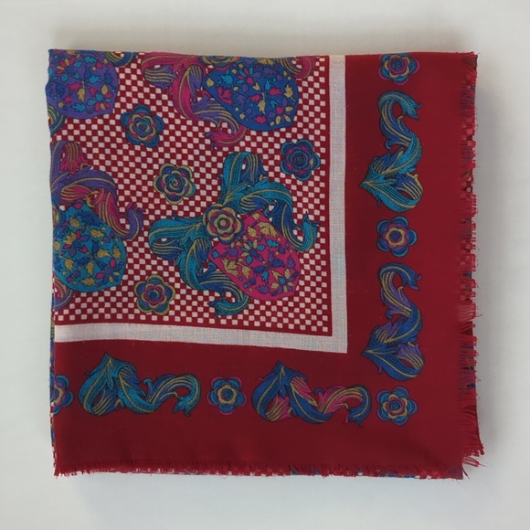 Betmar Soft Square Floral Oversized Fringed Scarf Wrap Red Blue 46.5" x 46.5" - Picture 3 of 15